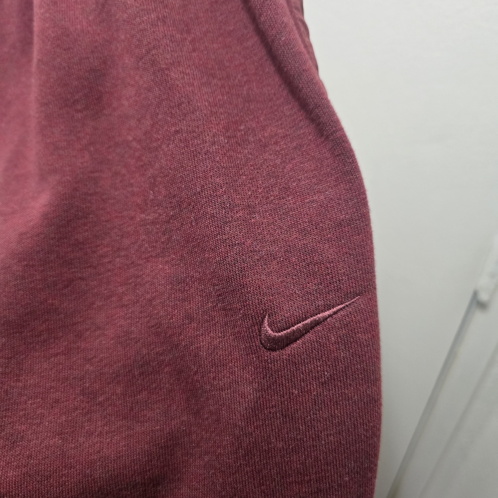 Nike Maroon Track Pants for Women - Picture 10 of 16